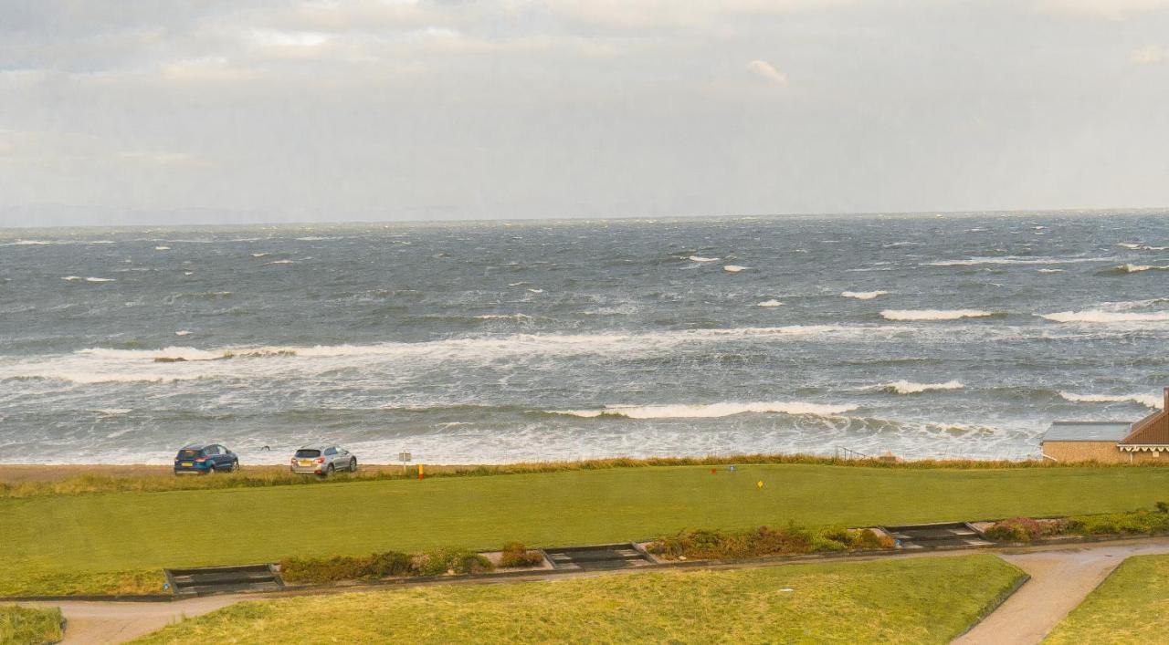 Poseidon'S Inn Lossiemouth Kültér fotó